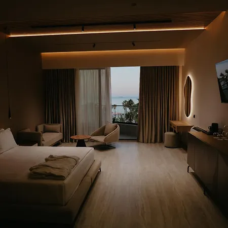 Golden Taulantia & Guest house